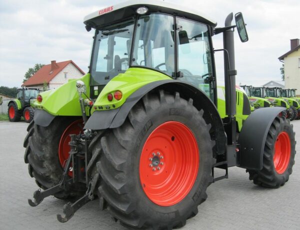 CLAAS Arion 610 C 2012