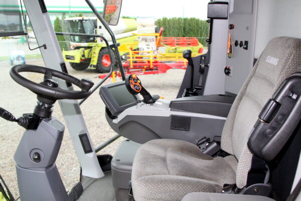 CLAAS TUCANO 450