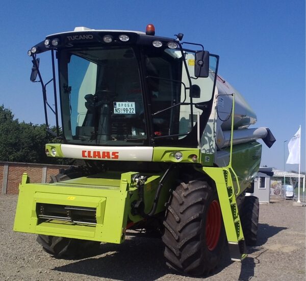 CLAAS TUCANO 320, 2014 Transport do kupca CLAAS TUCANO 320,2014,SL.3