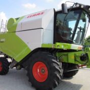 CLAAS Tucano 320