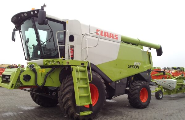 LEXION 670,2015,SL.13