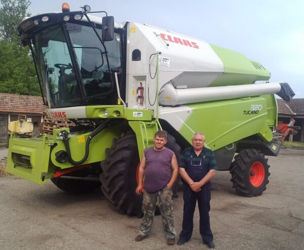 CLAAS TUCANO 320, 2014,kod kupaca u Feketicu