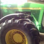 JOHN DEERE 8100