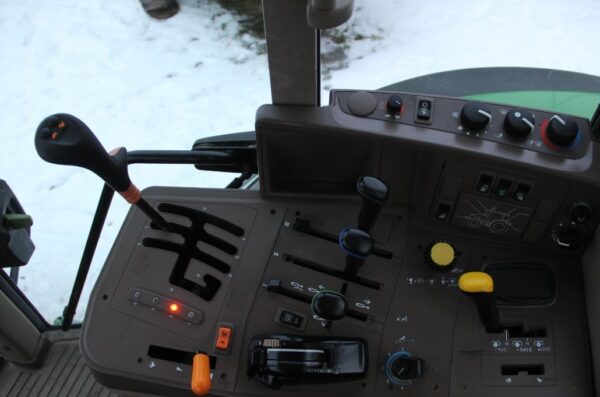 JOHN DEERE 6630